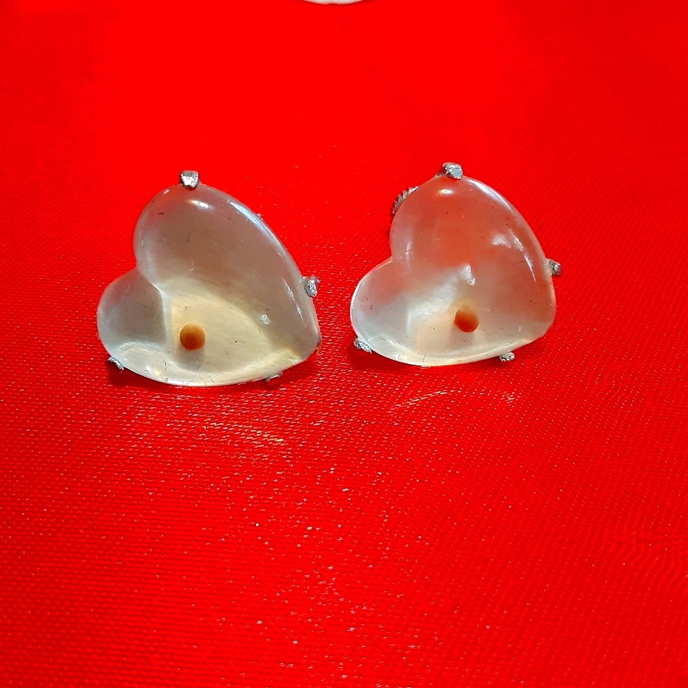 Vintage Screw Back Heart Mustard Seed Earrings Cottage Core Boho